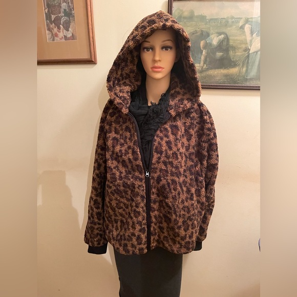 LOU AND GREY FAUX FUR LEOPARD JACKET - Picture 1 of 10